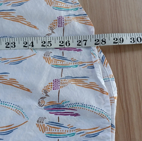 Tommy Bahama Hawaiian Camp Shirt Size Medium Short Sleeve Parrot Multicolor - Picture 6 of 6